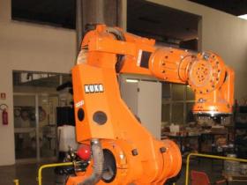 ROBOT KUKA