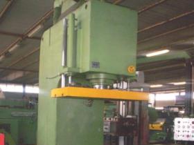 Pressa idraulica 130 ton