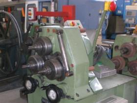 Piegaprofilati alfa 40 Piegaprofilati alfa 40