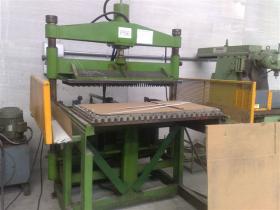 Linea per produzione pannelli grigliati monolama Linea per produzione pannelli grigliati monolama