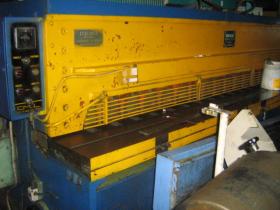 cesoia 3000 x 4mm cesoia 3000 x 4mm