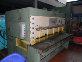 Cesoia COLMAL 2000 X 9mm meccanica Cesoia COLMAL 2000 X 9mm meccanica