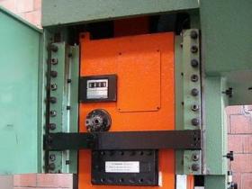 Pressa eccentrica Dalle Molle 150 Ton.