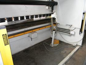 Pressa piegatrice ERMAK 3100mm X 200 TON