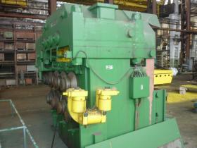 Raddrizzatrice multirullo  per profili TOS XRL 65
