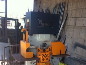 Cesoia punzonatrice universale  FICEP MODELLO 404N