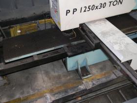 Punzonatrice “Gecko” Mod.PP 1250X30Ton. Punzonatrice “Gecko” Mod.PP 1250X30Ton.