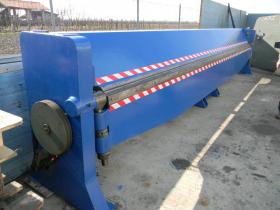Pressa piegatrice per lattoneria