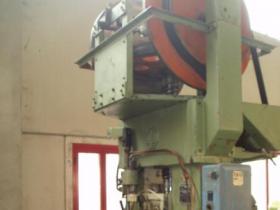 Bilanciere 100 ton della via