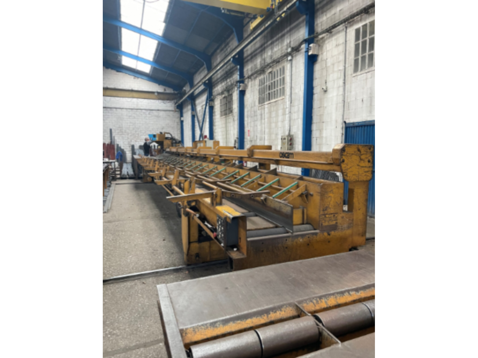 Banco di taglio da 12,6 m con scarico frontale e laterale OSCAM HSEL 50/1 JOLLY –