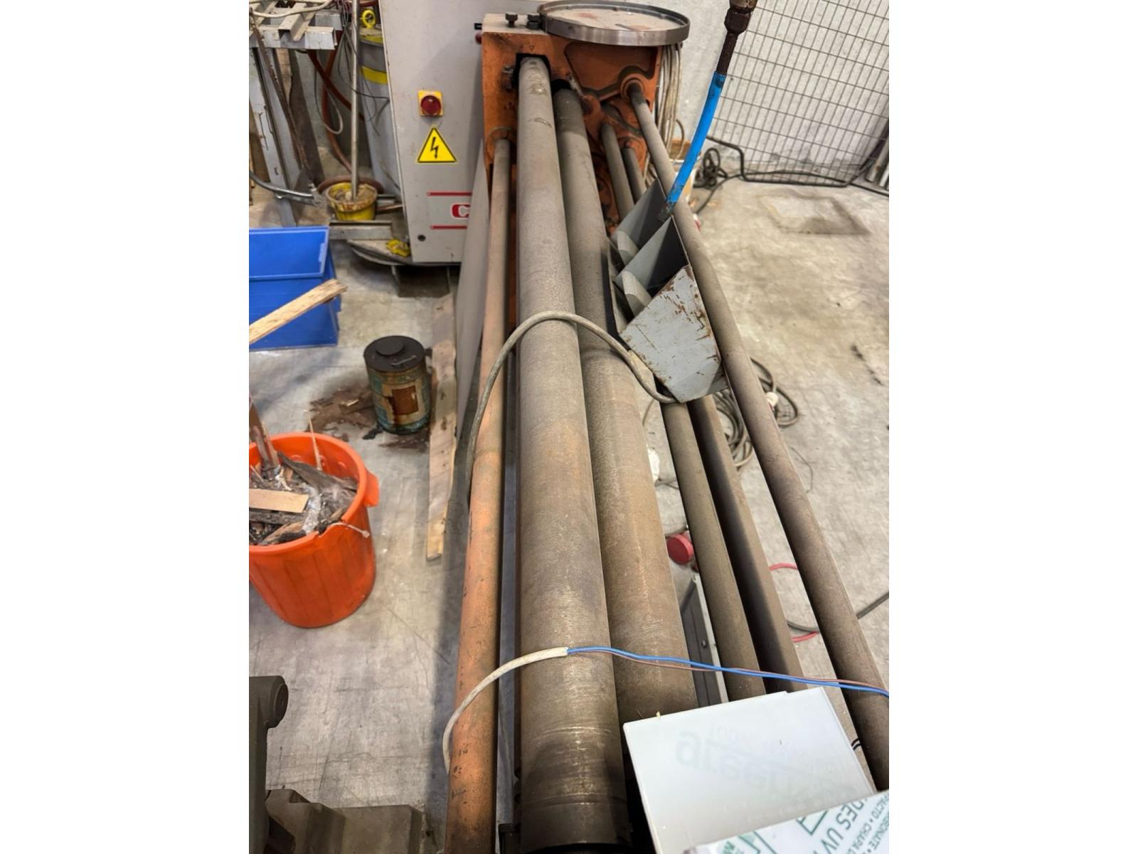 CALANDRINA 1600MMX 1,5 MM