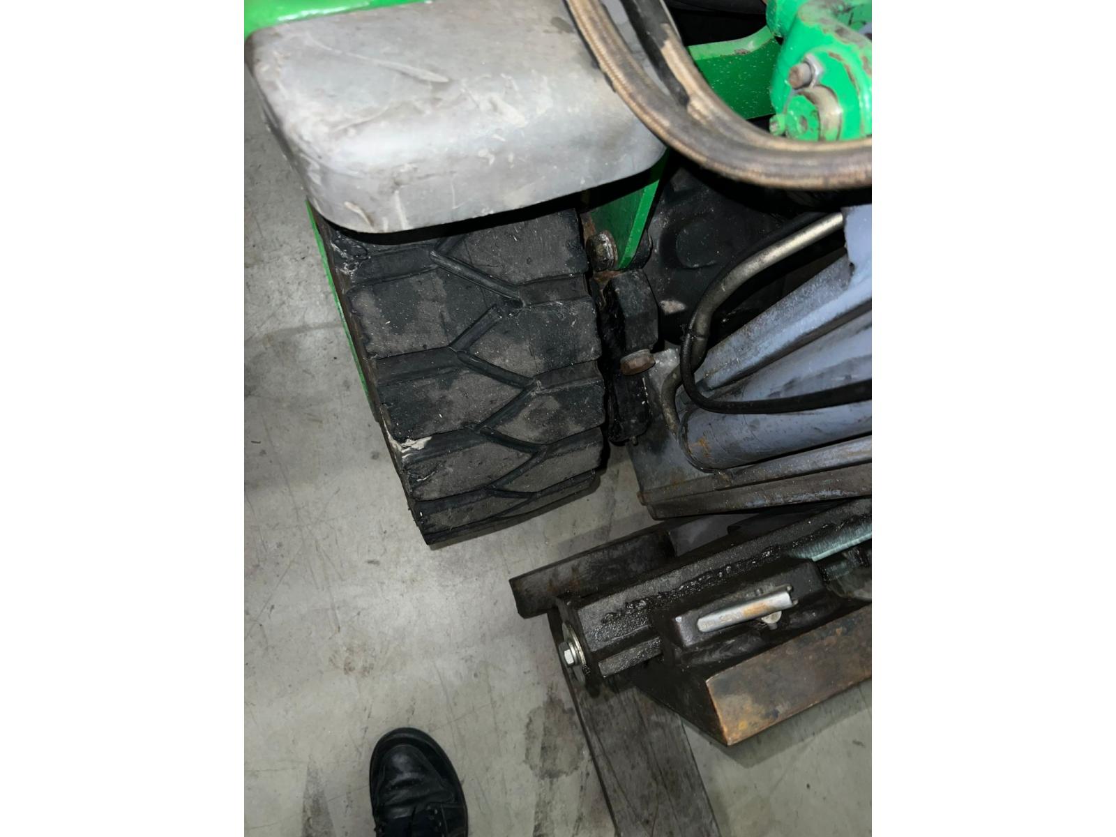 CARRELLO ELEVATORE CESAB  MODELLO BLITZ 250