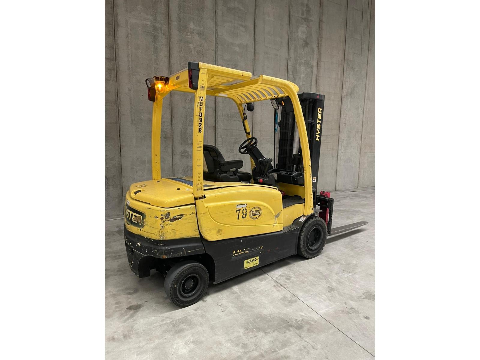 CARRELLO ELEVATORE HYSTER PORTATA 3500 KG