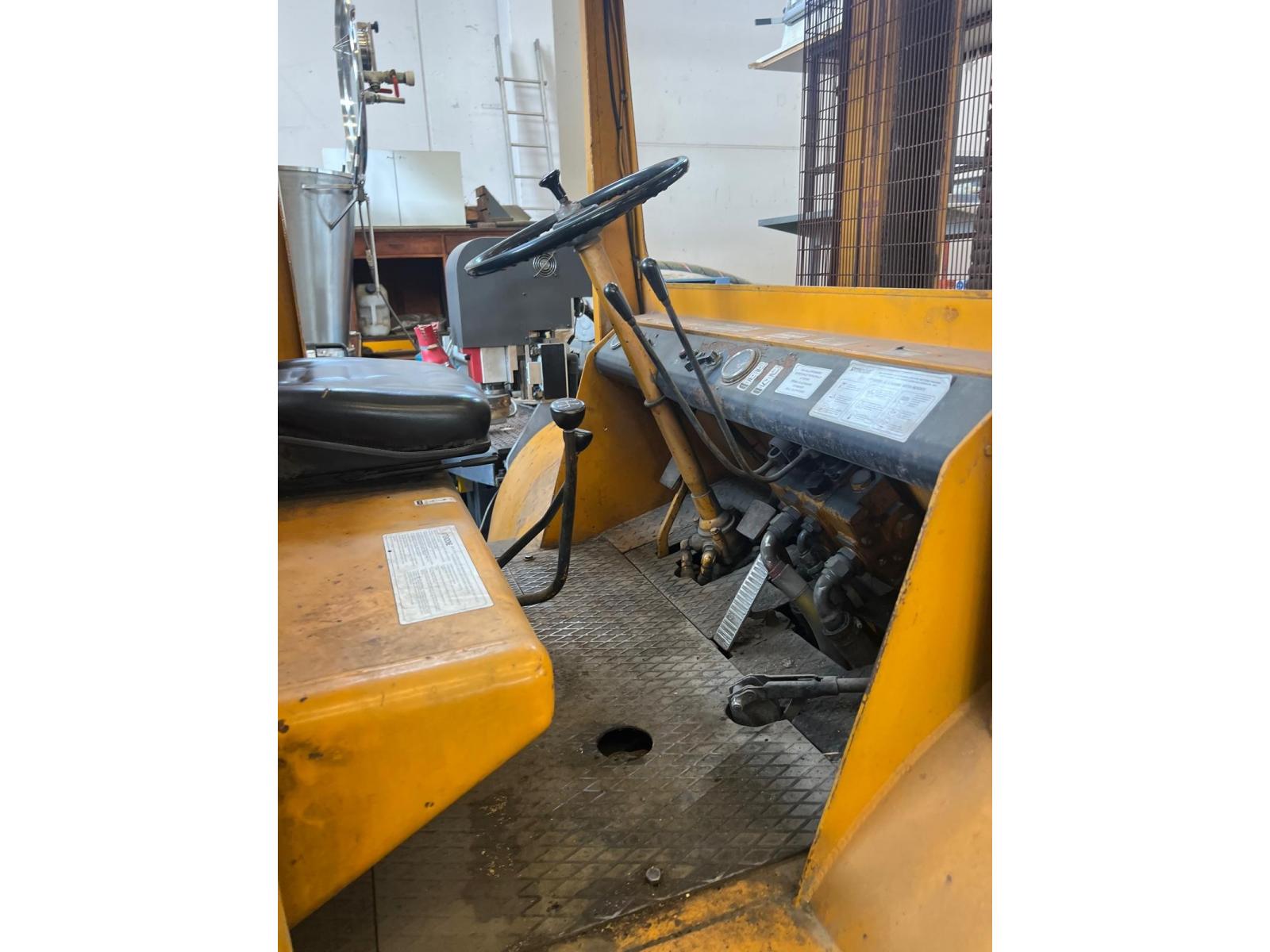 Carrello HYSTER 80 quintali