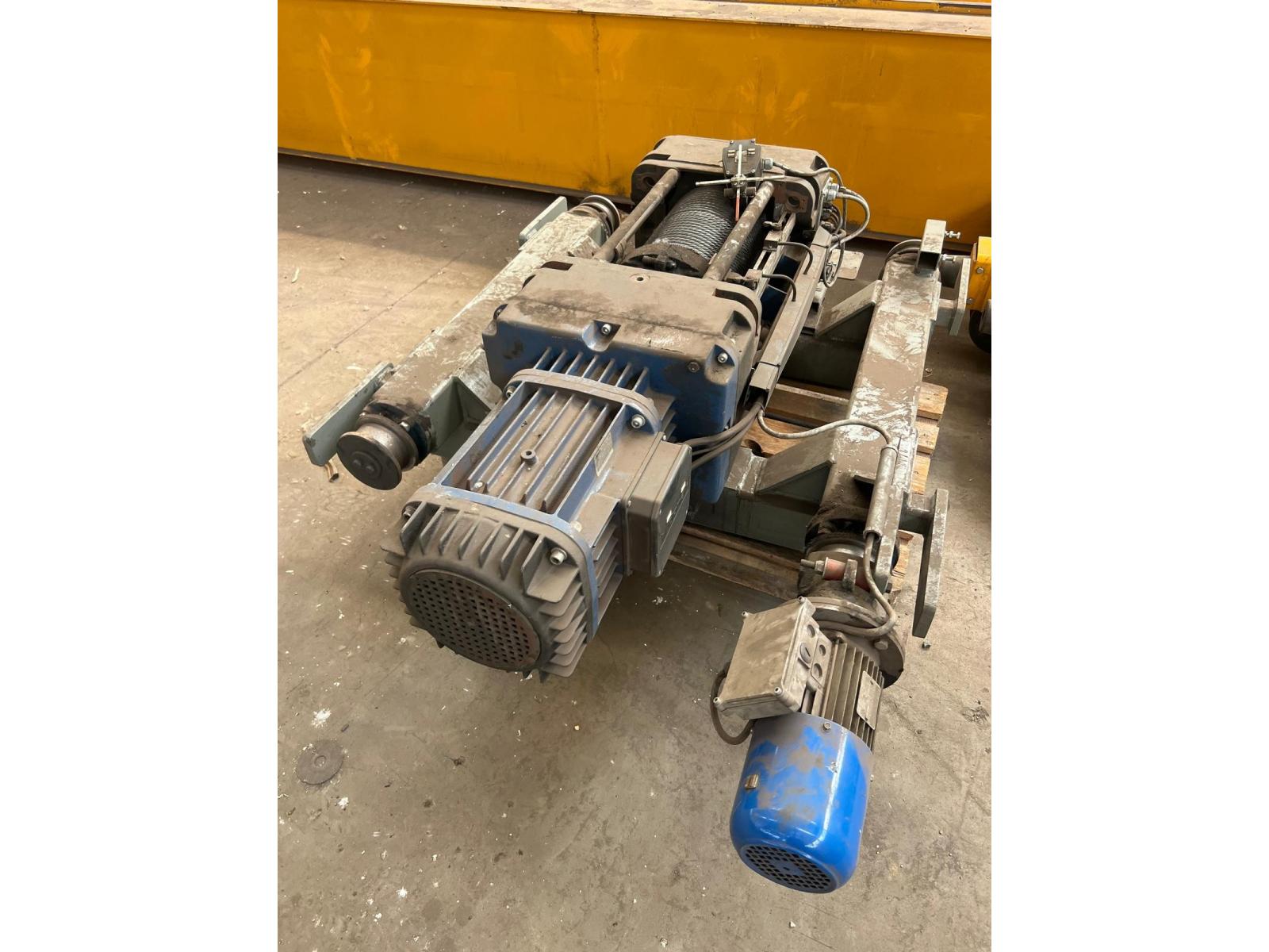 01 CARROPONTE BITRAVE BONFANTI 6.3 TON  SCARTAMENTO 16240 MM