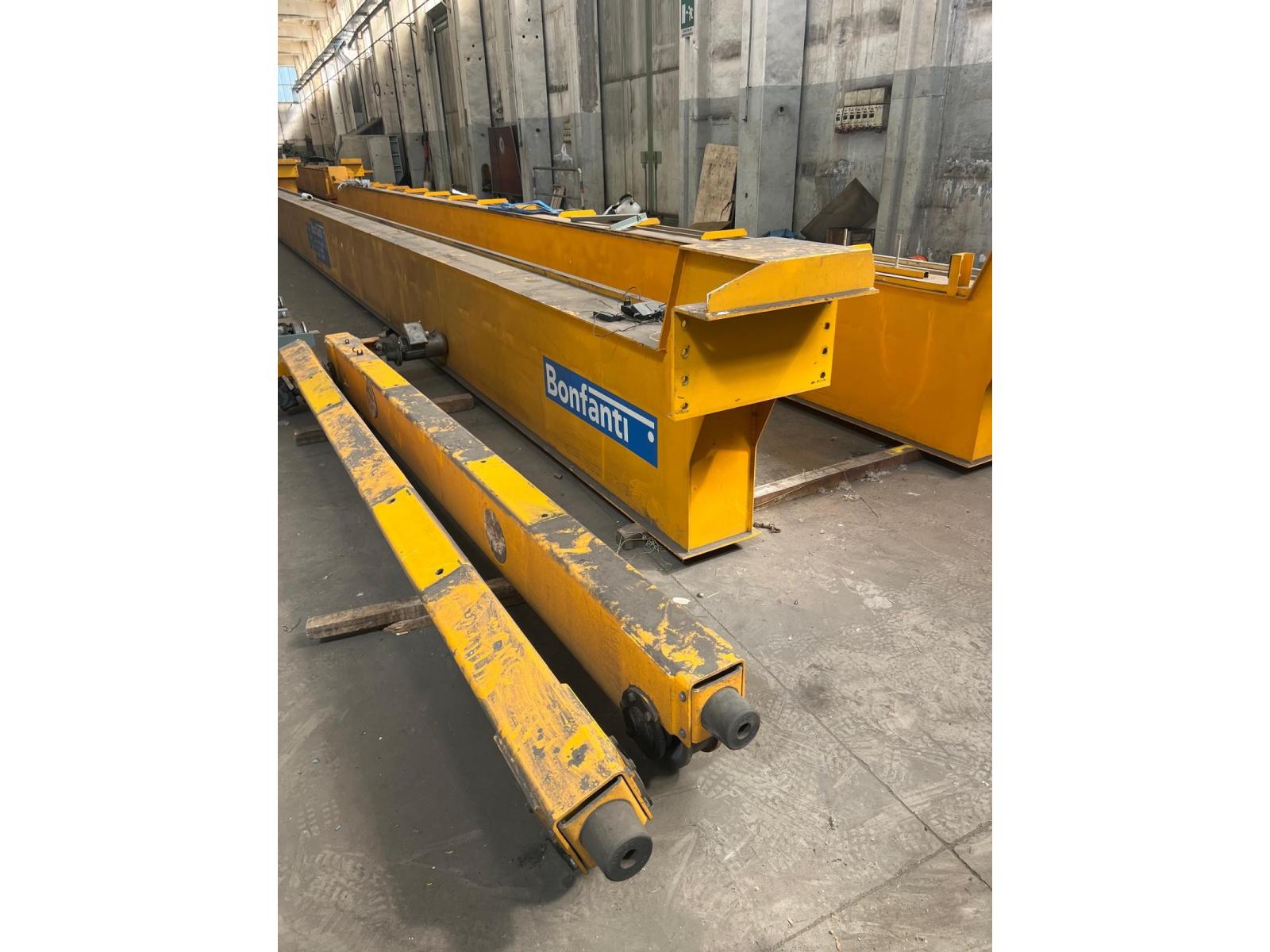 01 CARROPONTE BITRAVE BONFANTI 6.3 TON  SCARTAMENTO 16240 MM