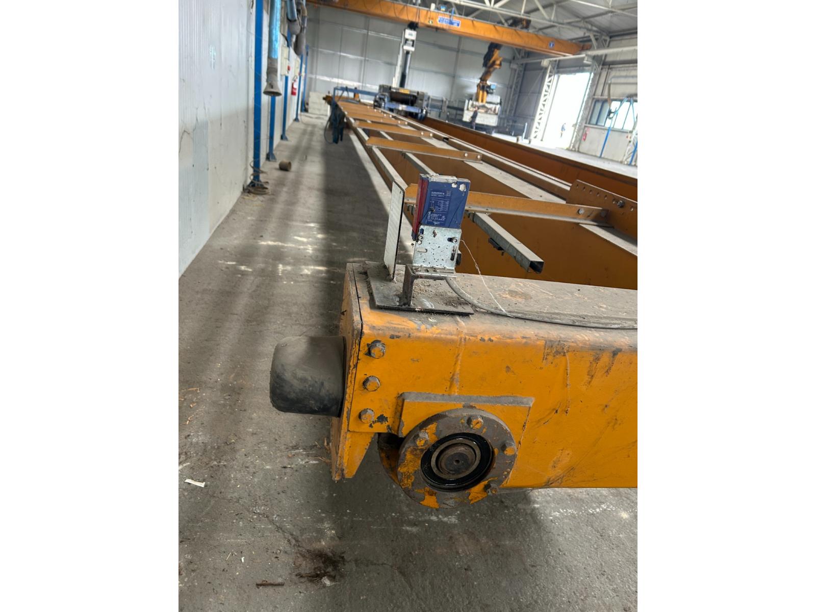 CARROPONTE BITRAVE COMAS 5 TON SCARTAMENTO 18360 MM ANNO 2003