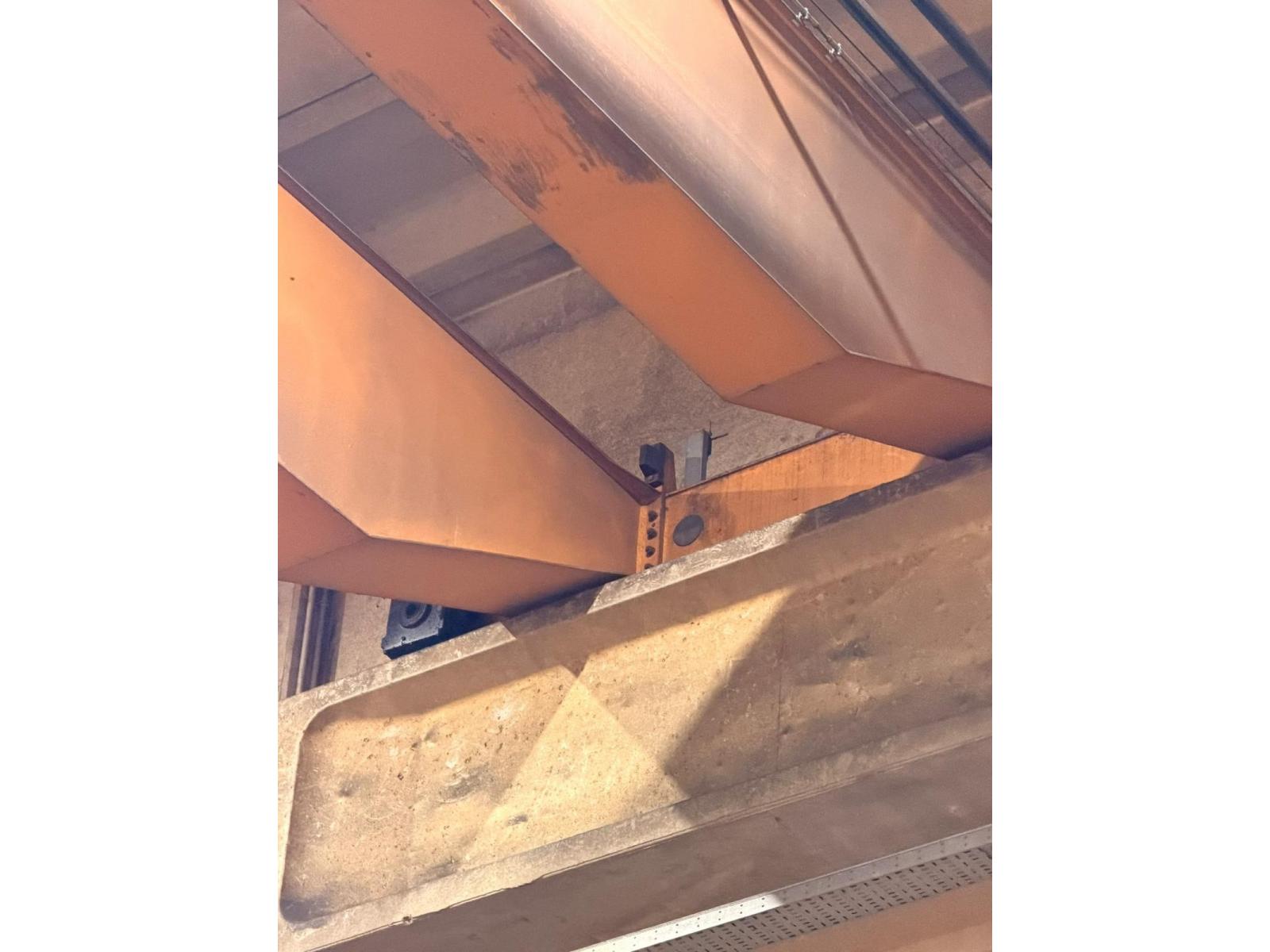 CARROPONTE BITRAVE GUTTER 25 TON SCARTAMENTO 20220 MM