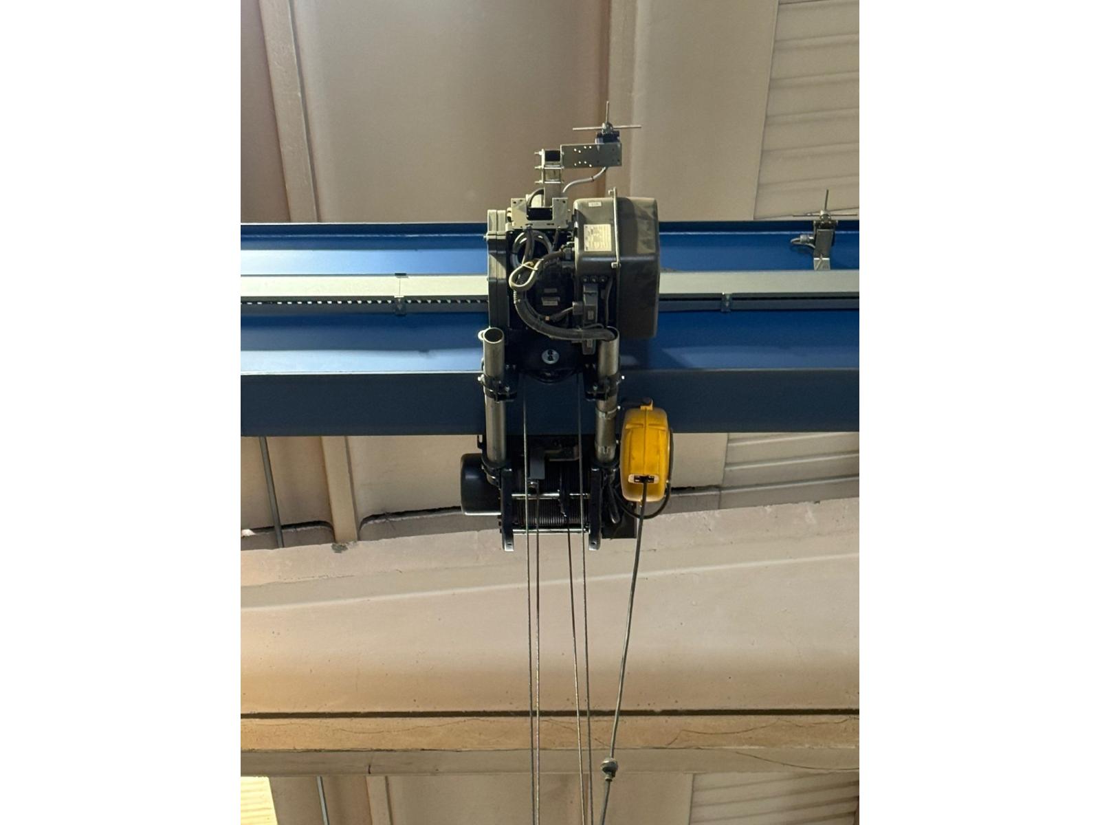 CARROPONTE MONOTRAVE MEC 2 TON SCARTAMENTO 16.200MM CIRCA