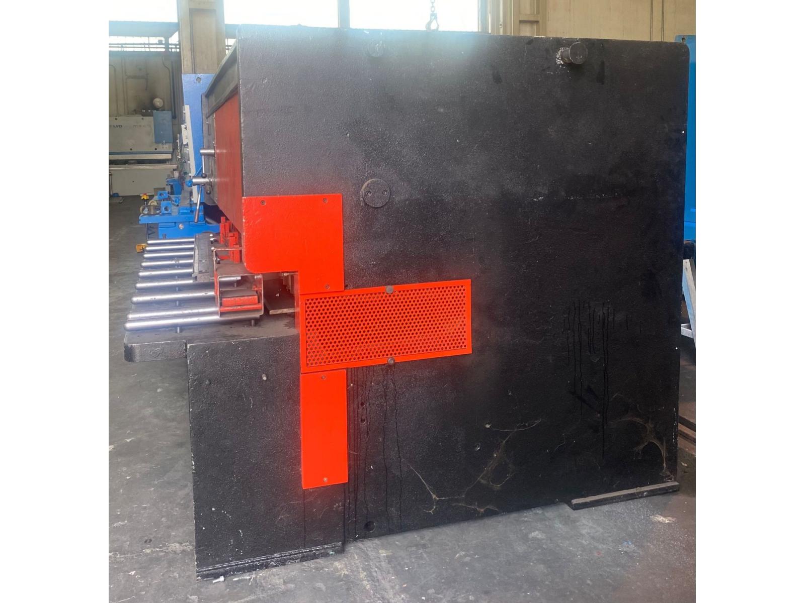 CESOIA IDRAULICA SCHIAVI  2600x12 mm