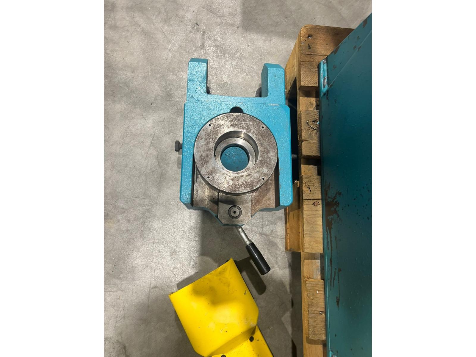 CESOIA PUNZONATRCE UNIVERSALE IMS