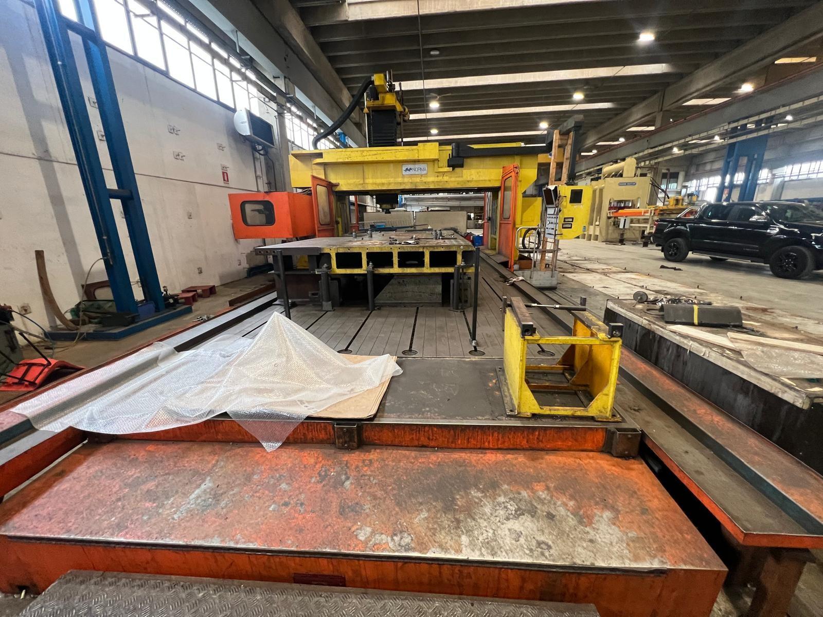 FRESATRICE A Portale NORMA