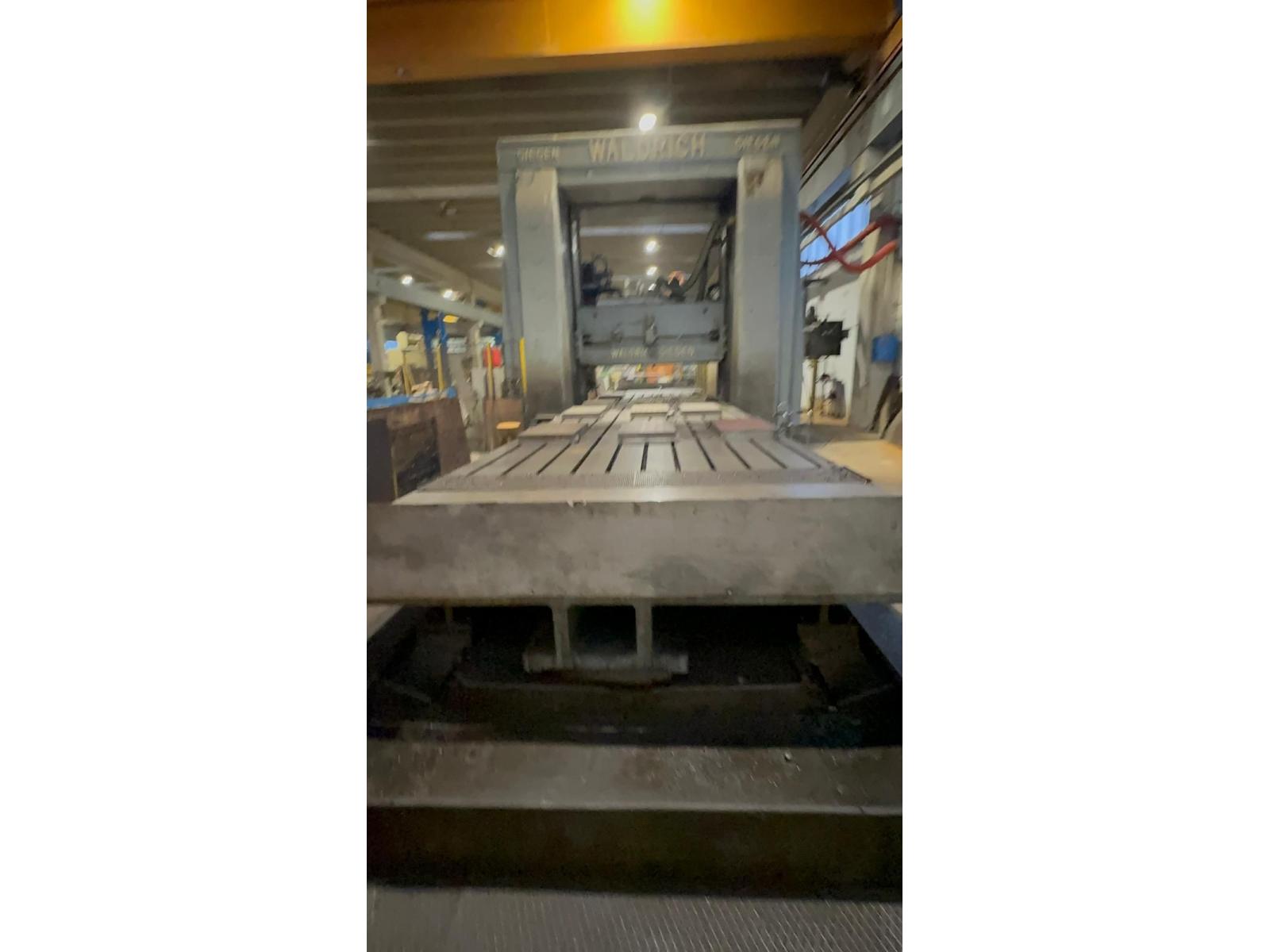 FRESATRICE WALDRICH SIEGEN CNC