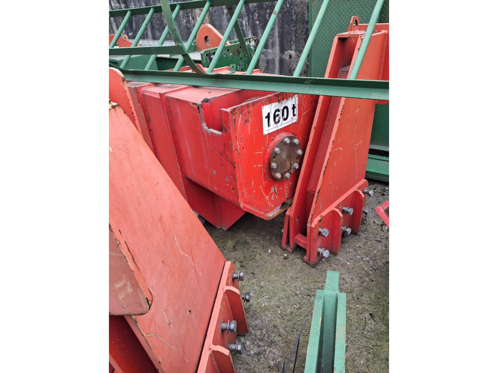 GRU A CAVALETTO SAMO 160 TON SCARTAMENTO 25600 MM