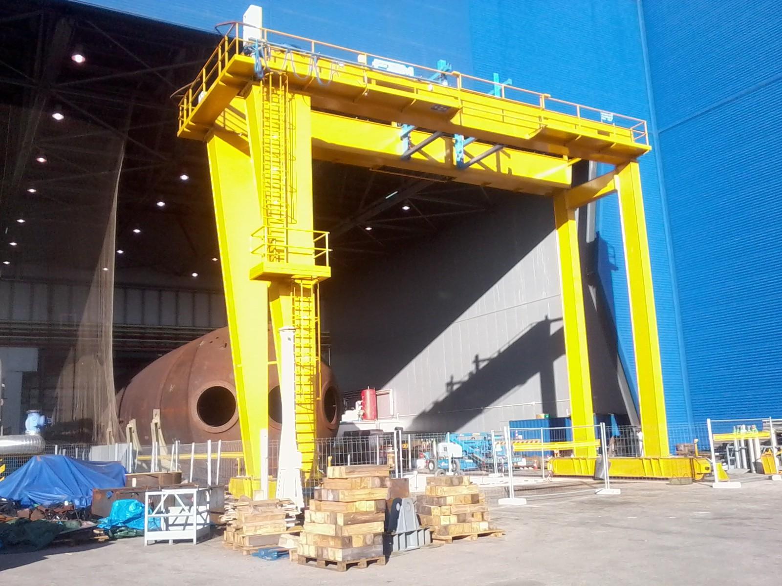 GRU A CAVALLETTO FOM SCARTAMENTO 13000 MM PORTATA 640 KN