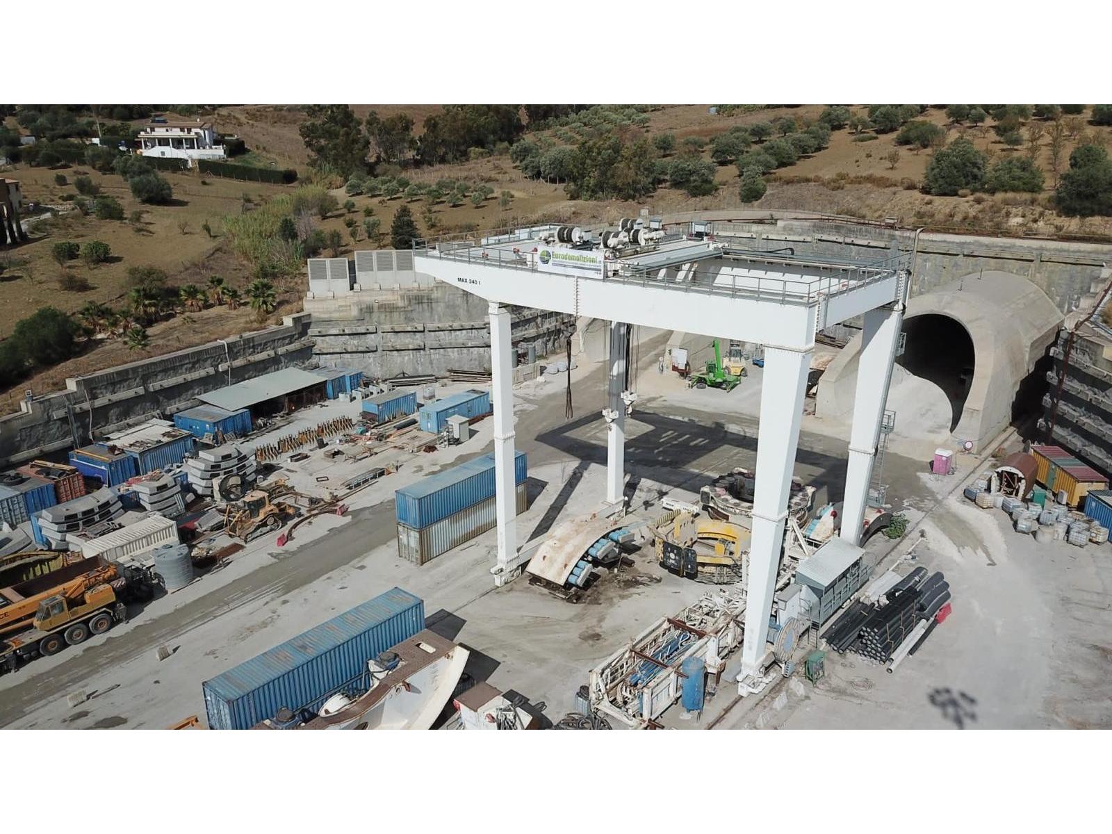 GRU A CAVALLETTO RGC027