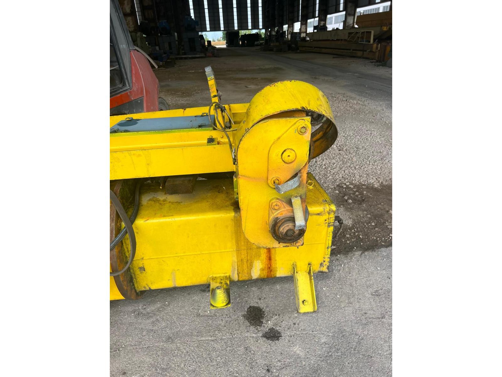 GRU A COLONNA DEMAG €2500