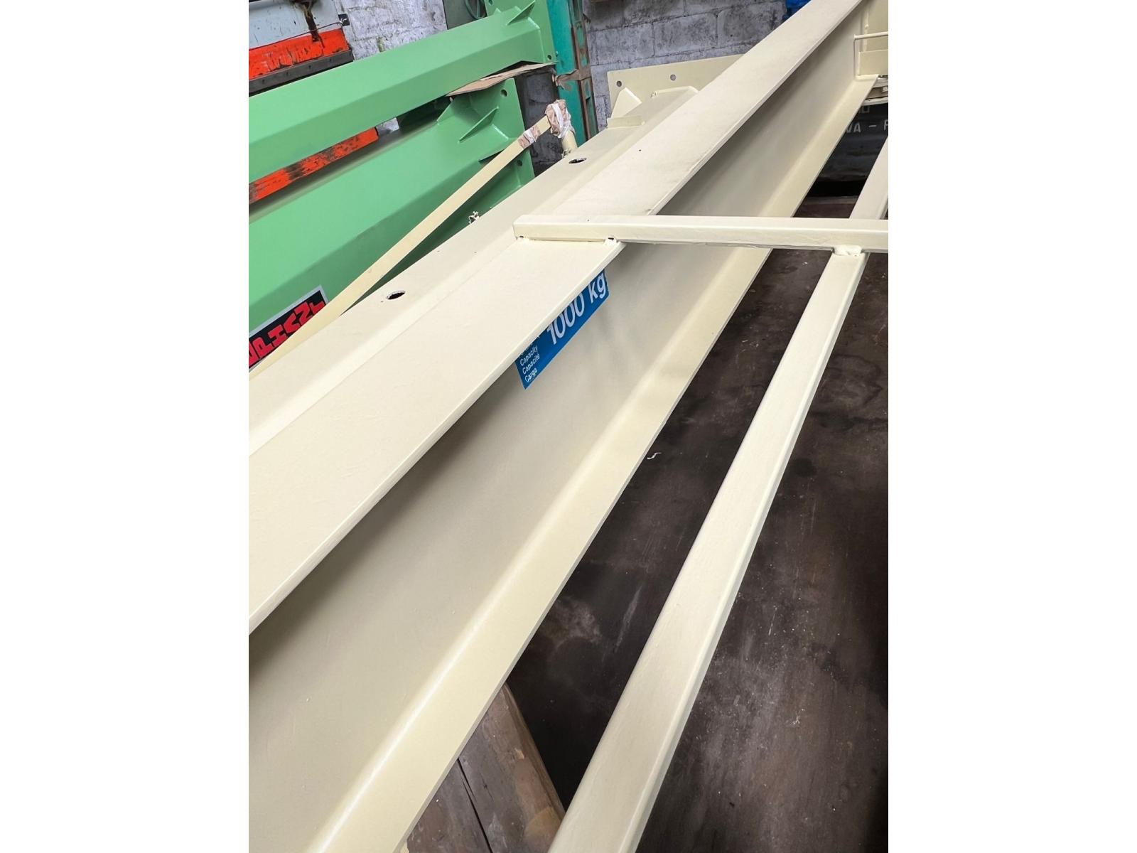 Gru a colonna elephant 1000 kg €1600