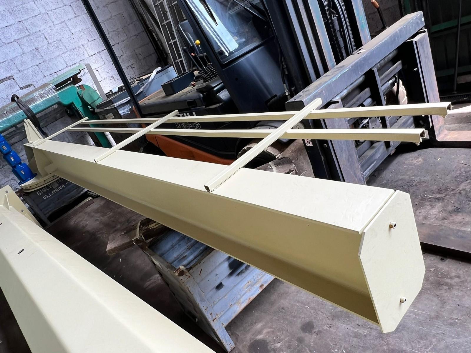 Gru a colonna elephant 1000 kg €1600