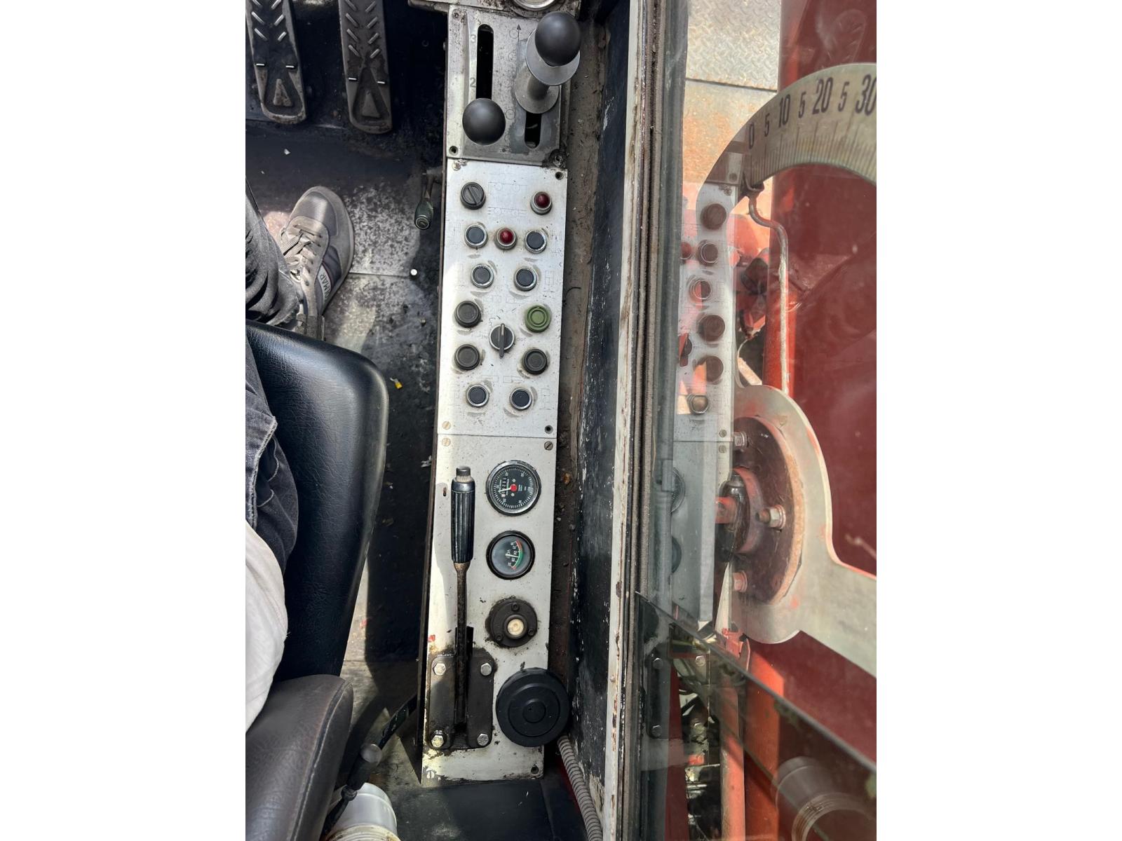 GRU HYCO RT 121 PORTATA 28 TON