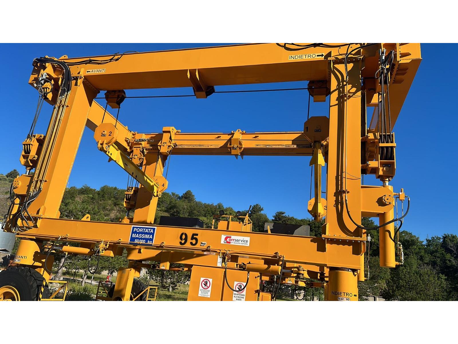 GRU A PORTALE CAVALIERE  TON. 2.5 + 2.5  MT 16.116