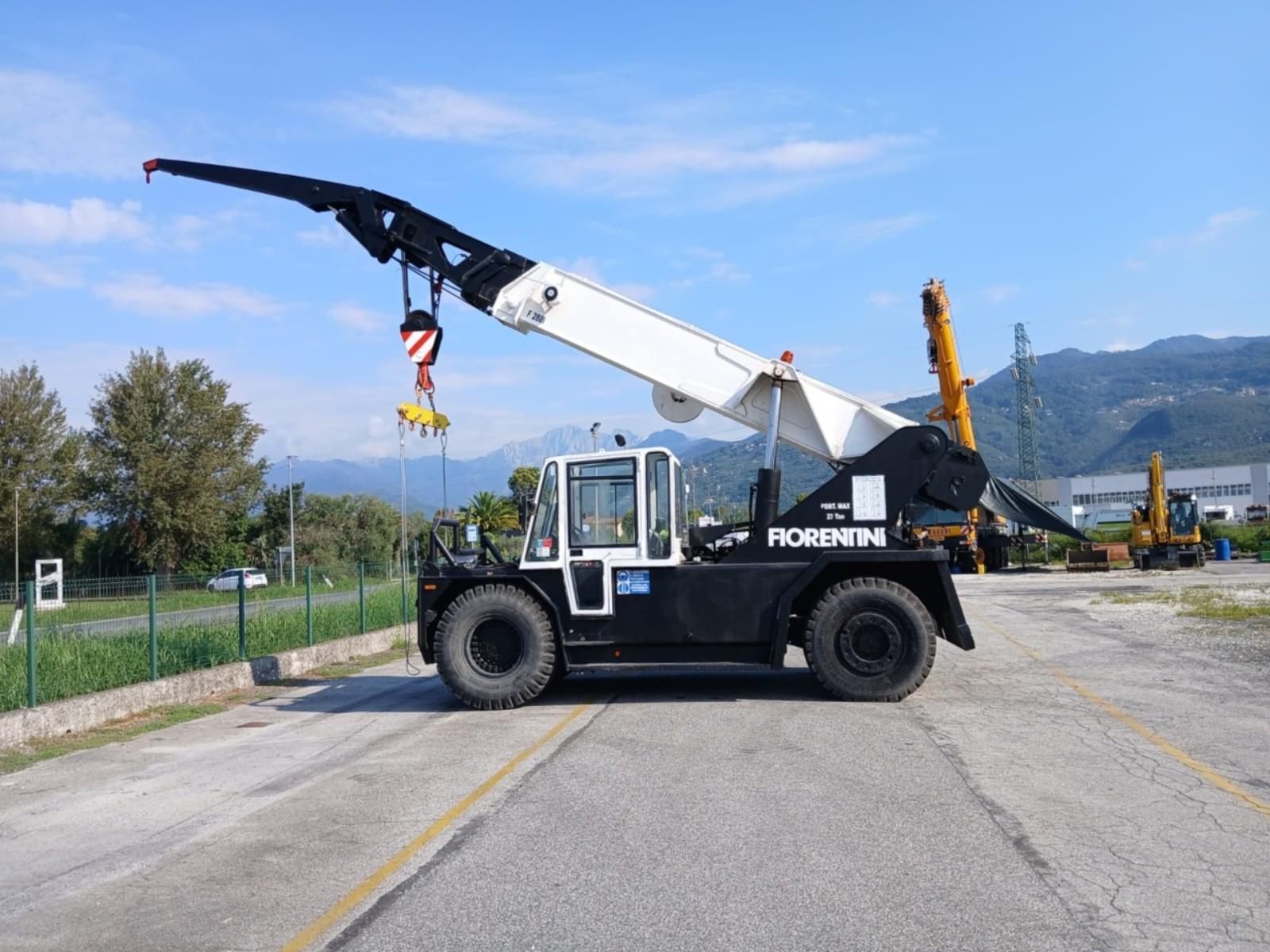 Gru Semovente Nuova Fiorentini F288I