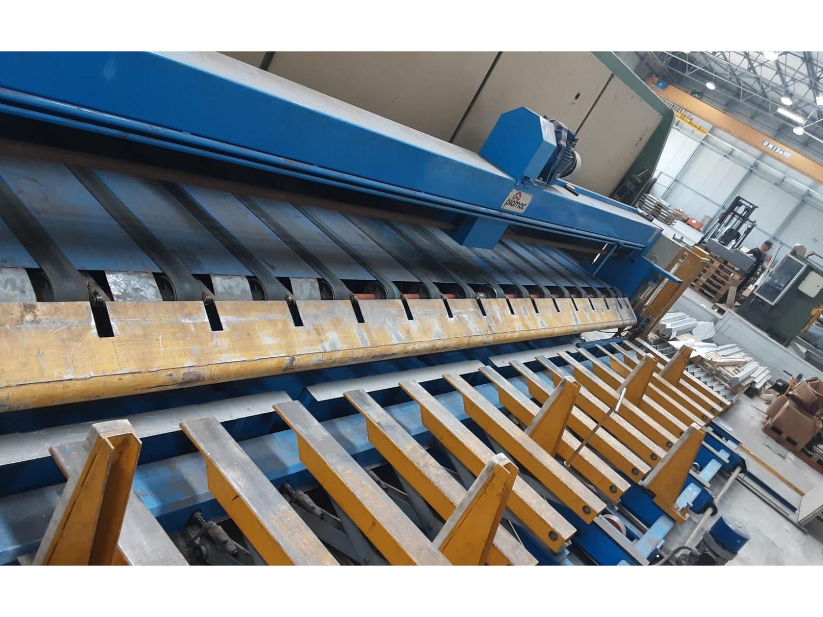 IMPACCHETTATORE DI LAMIERE PER CESOIA DA 6000