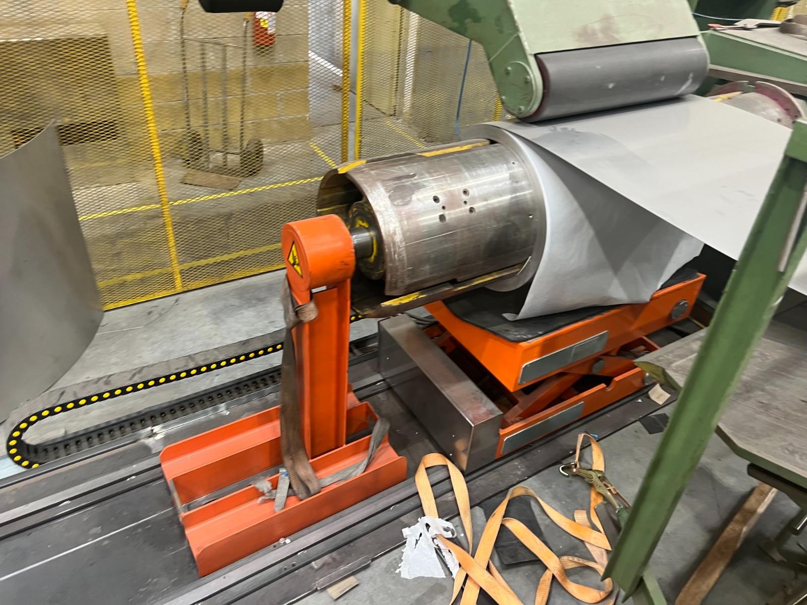 Linea di  taglio in fogli Imal 2000 x 7  ANNO 07--2000  Ottime condizioni.