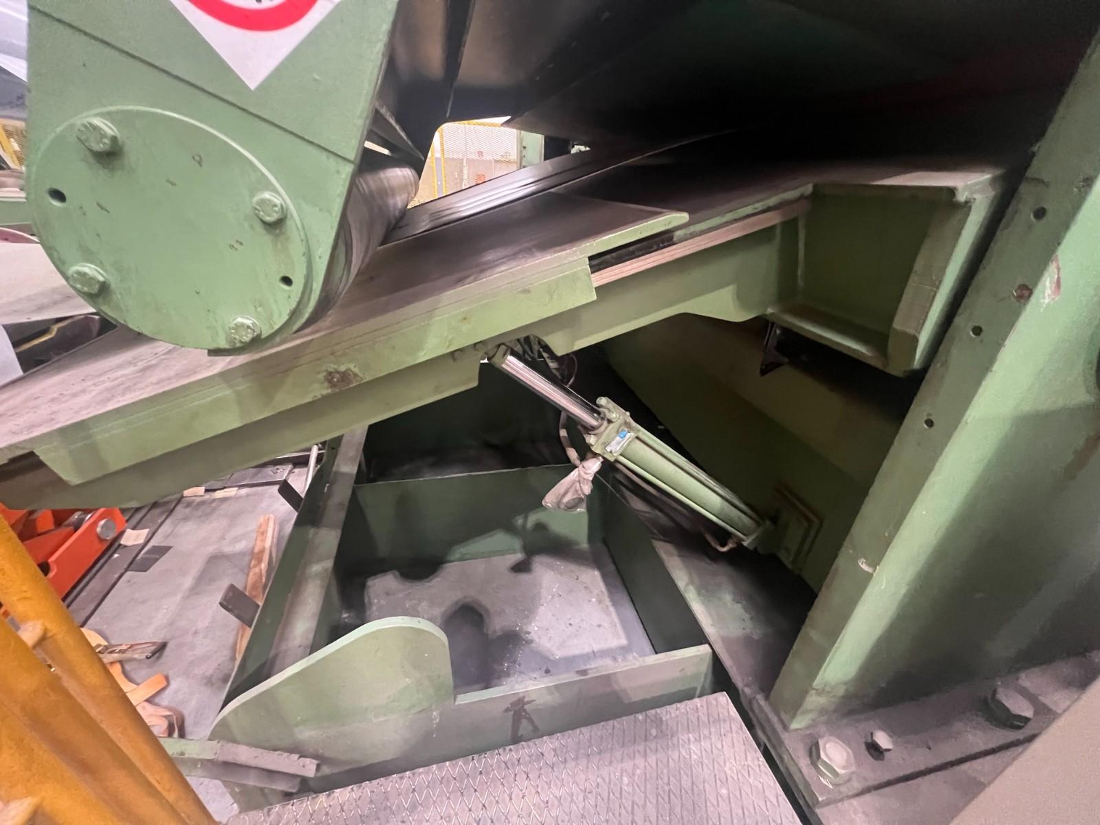 Linea di  taglio in fogli Imal 2000 x 7  ANNO 07--2000  Ottime condizioni.