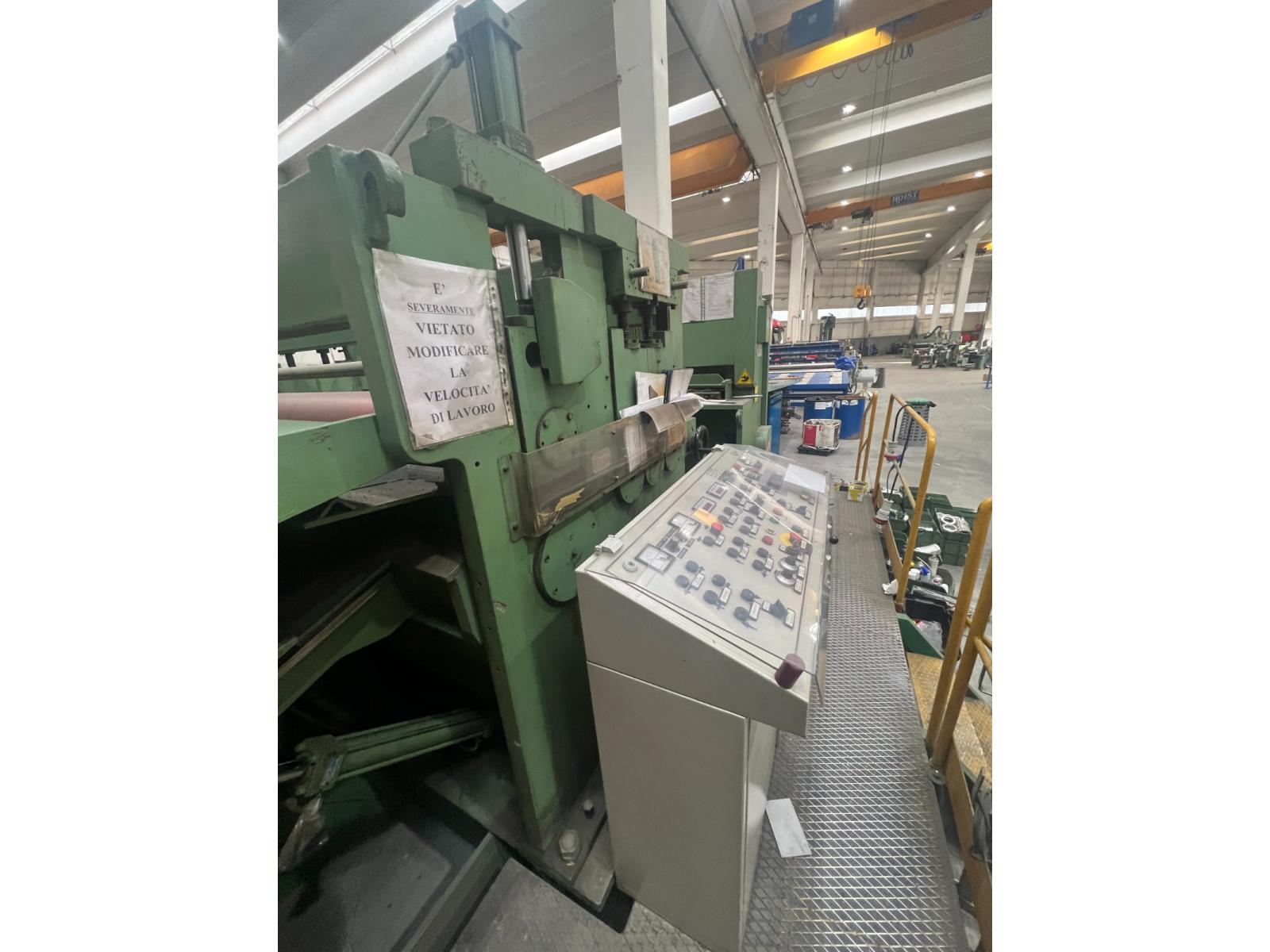 Linea di  taglio in fogli Imal 2000 x 7  ANNO 07--2000  Ottime condizioni.