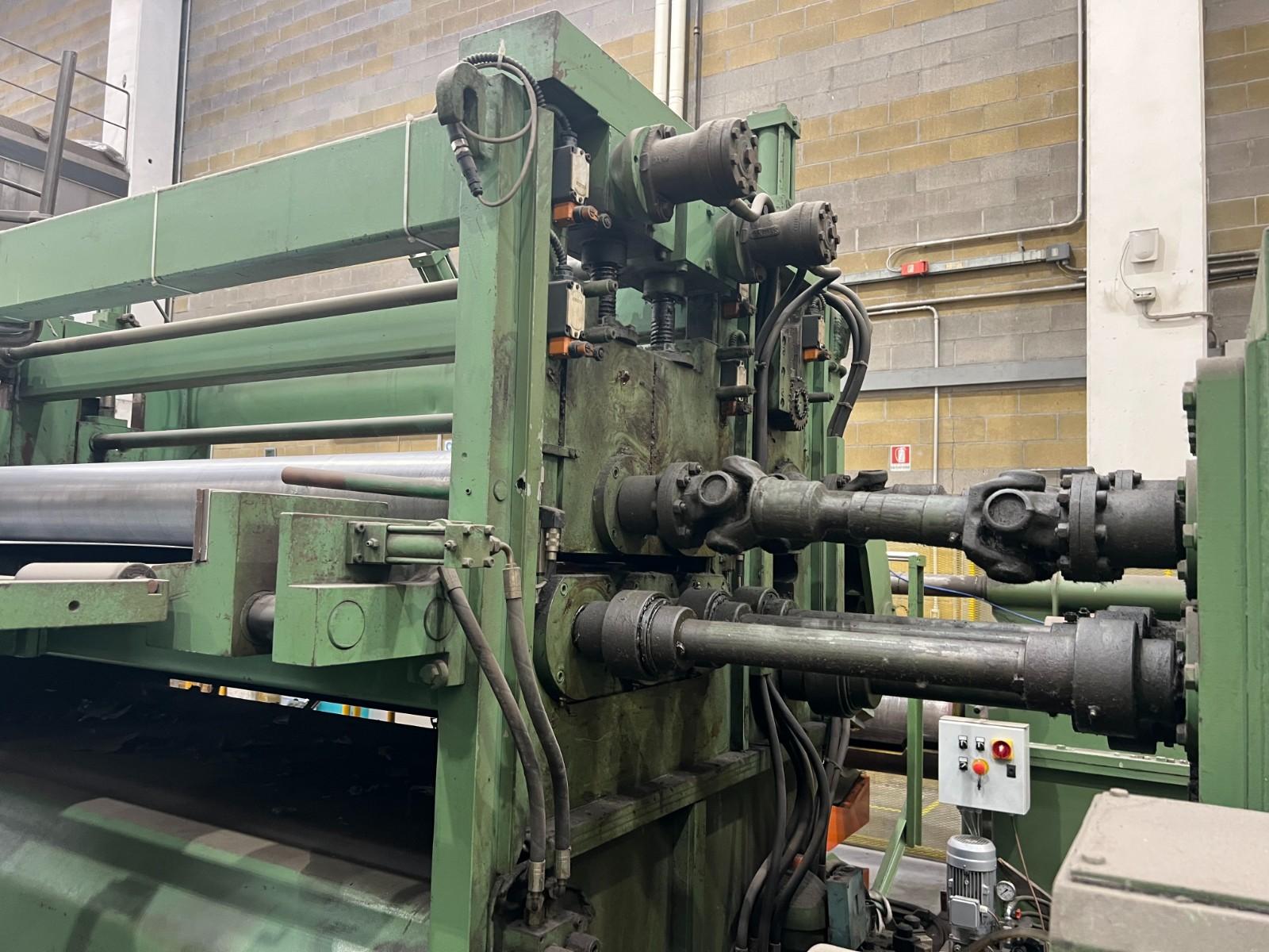 Linea di  taglio in fogli Imal 2000 x 7  ANNO 07--2000  Ottime condizioni.