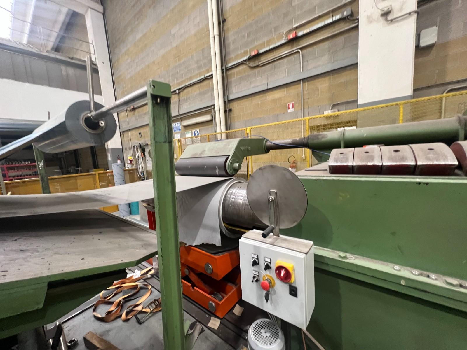 Linea di  taglio in fogli Imal 2000 x 7  ANNO 07--2000  Ottime condizioni.