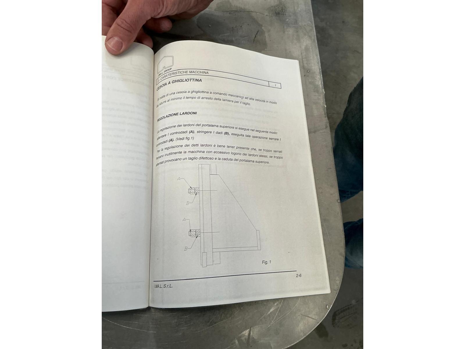 Linea di  taglio in fogli Imal 2000 x 7  ANNO 07--2000  Ottime condizioni.