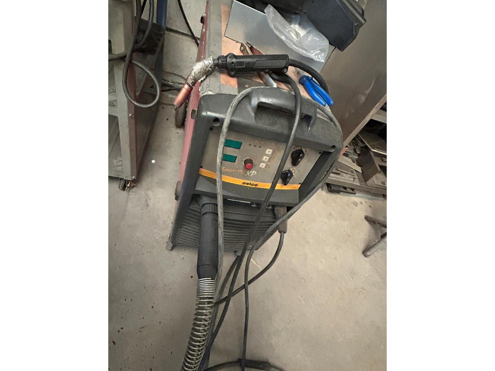 LIQUIDAZIONE OFFICINA MECCANICA