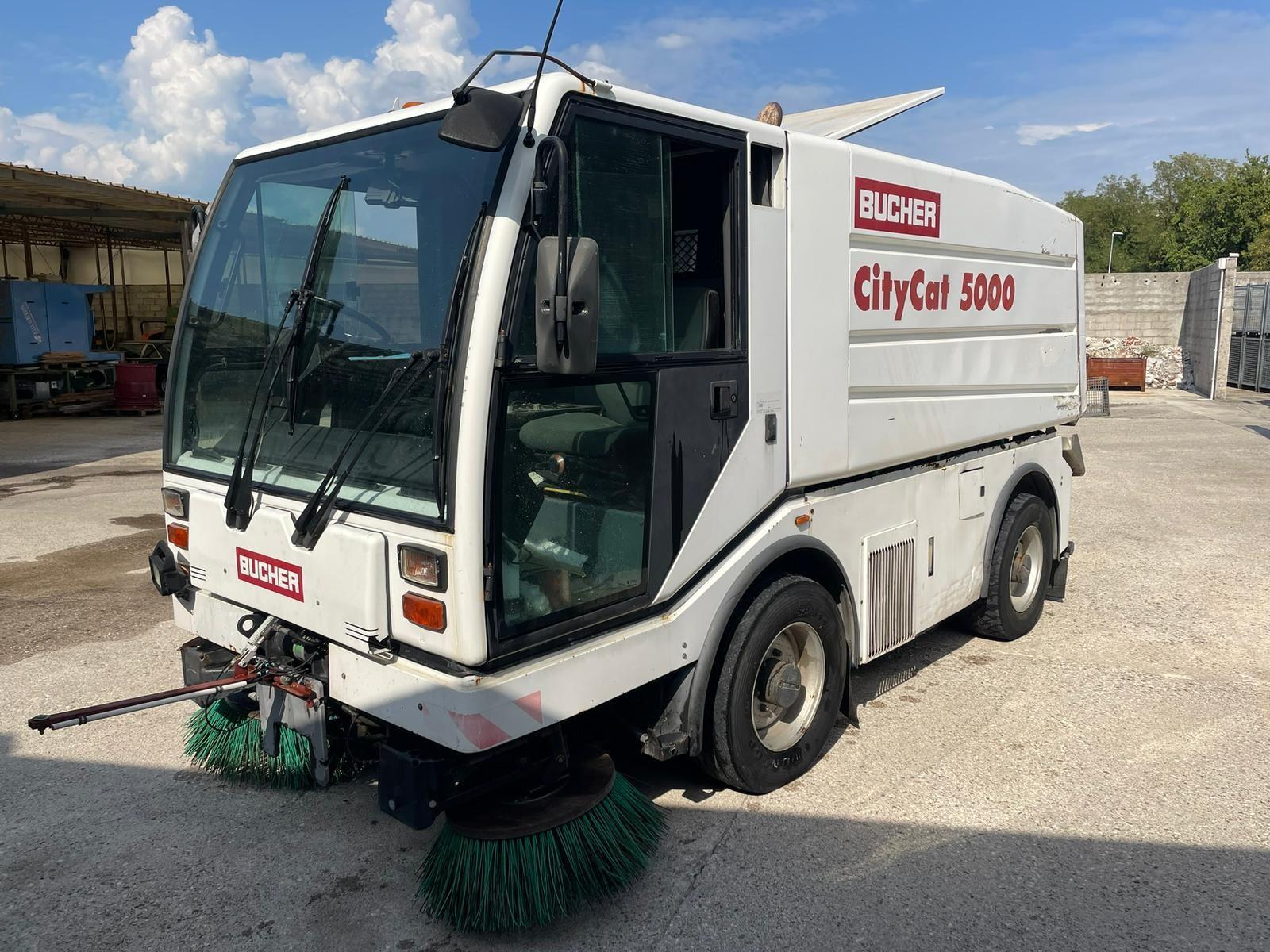 MOTOSCOPA BUCHER CITY CAT 5000