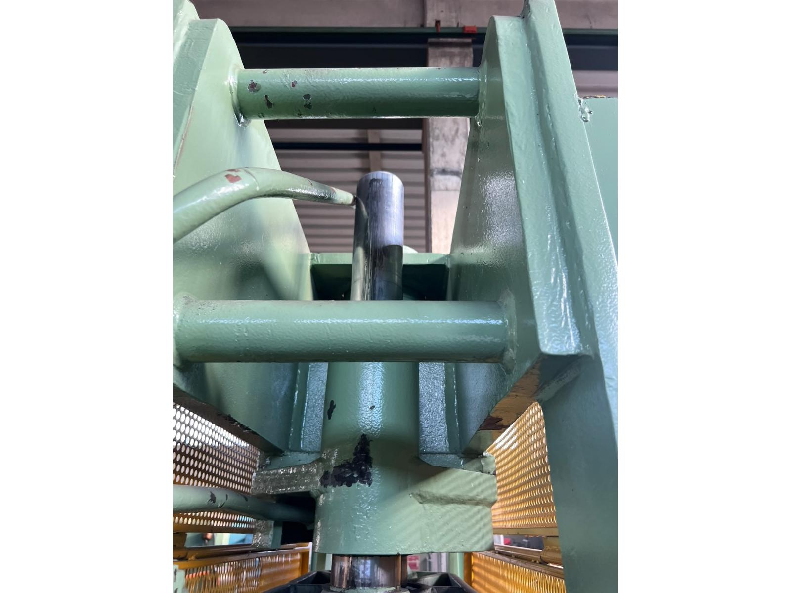 PRESSA PER OFFICINA BP 100