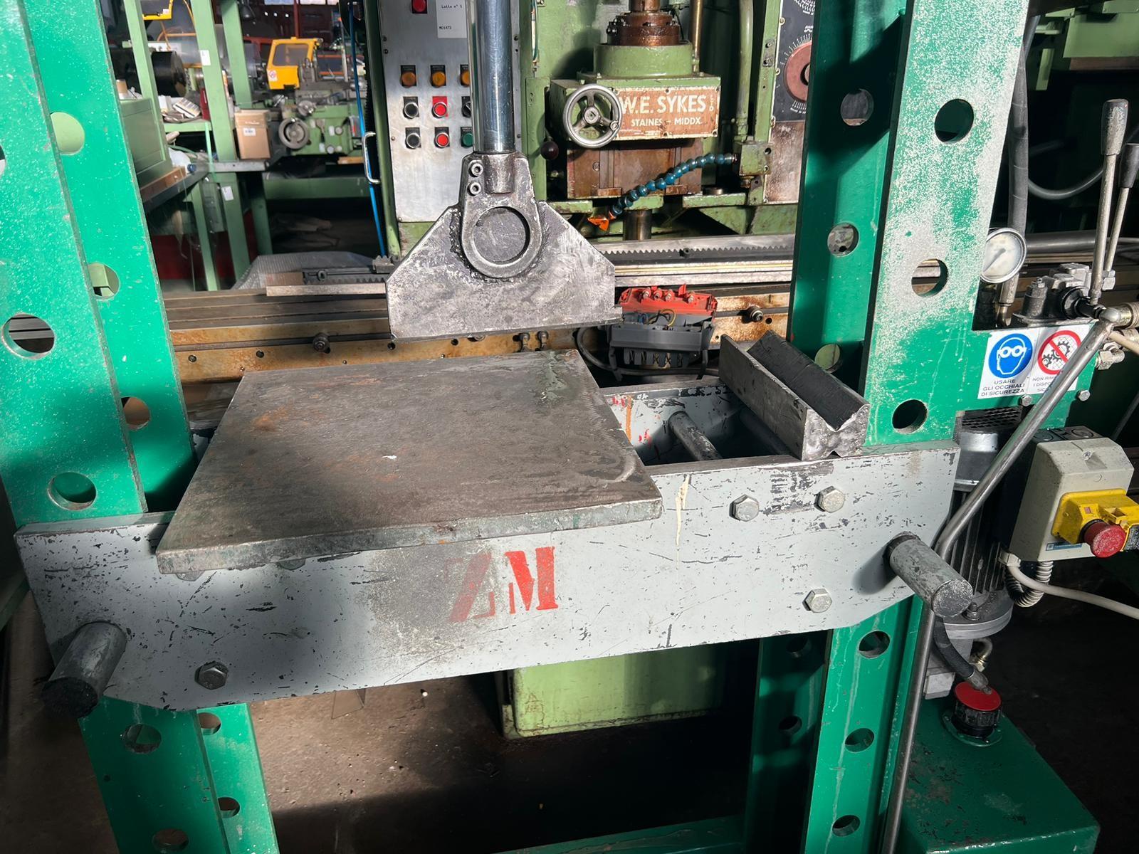 PRESSA PER OFFICINA ZM