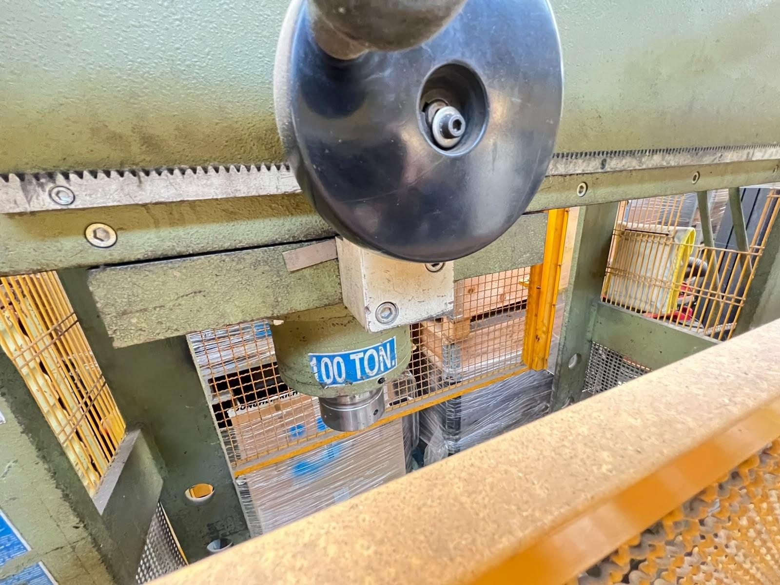 PRESSA PER OFFICINA OMCN 100 TON