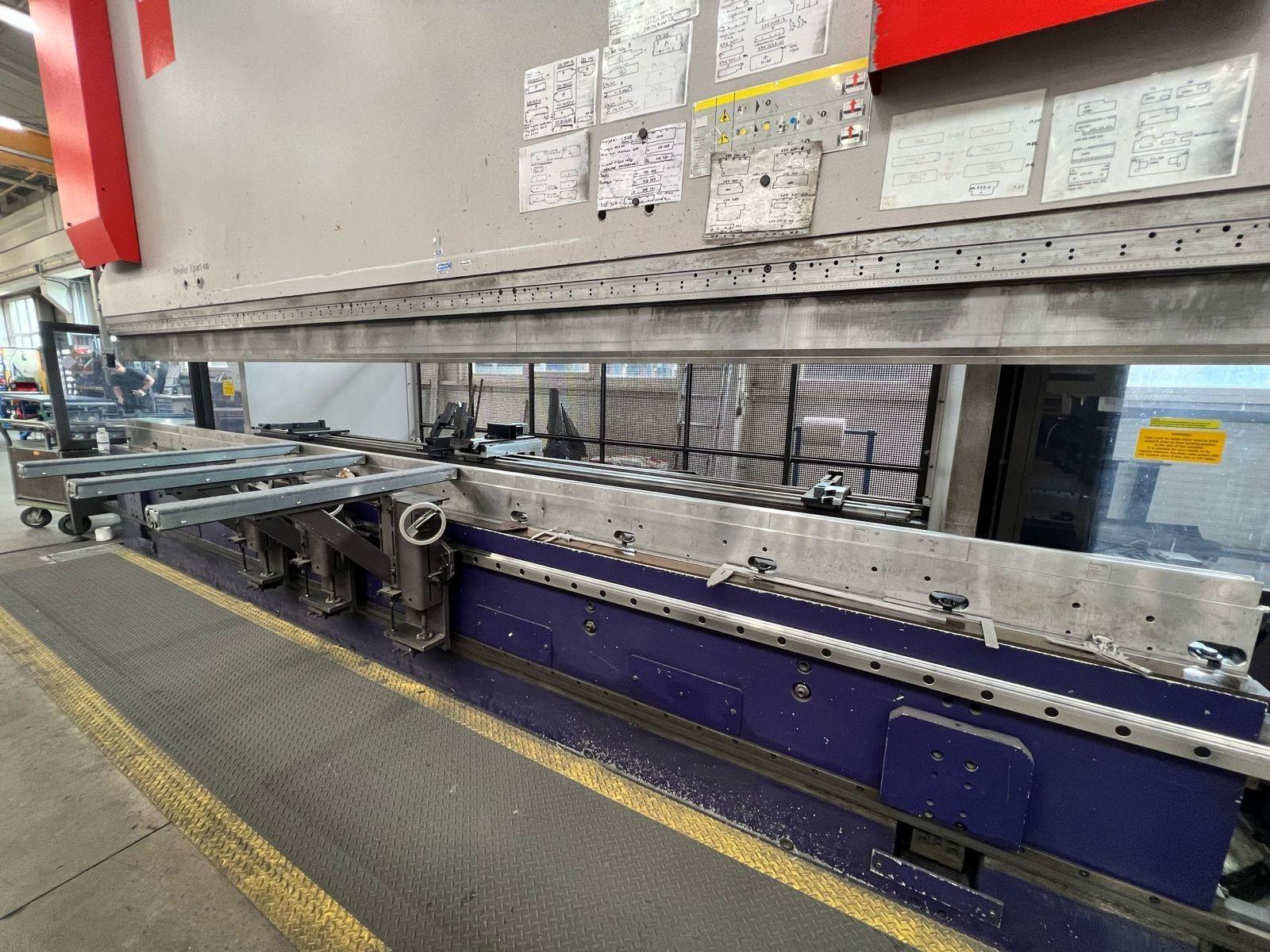 PRESSA PIEGATRICE 620×400 TON BYSTRONIC 8/10 ASSI