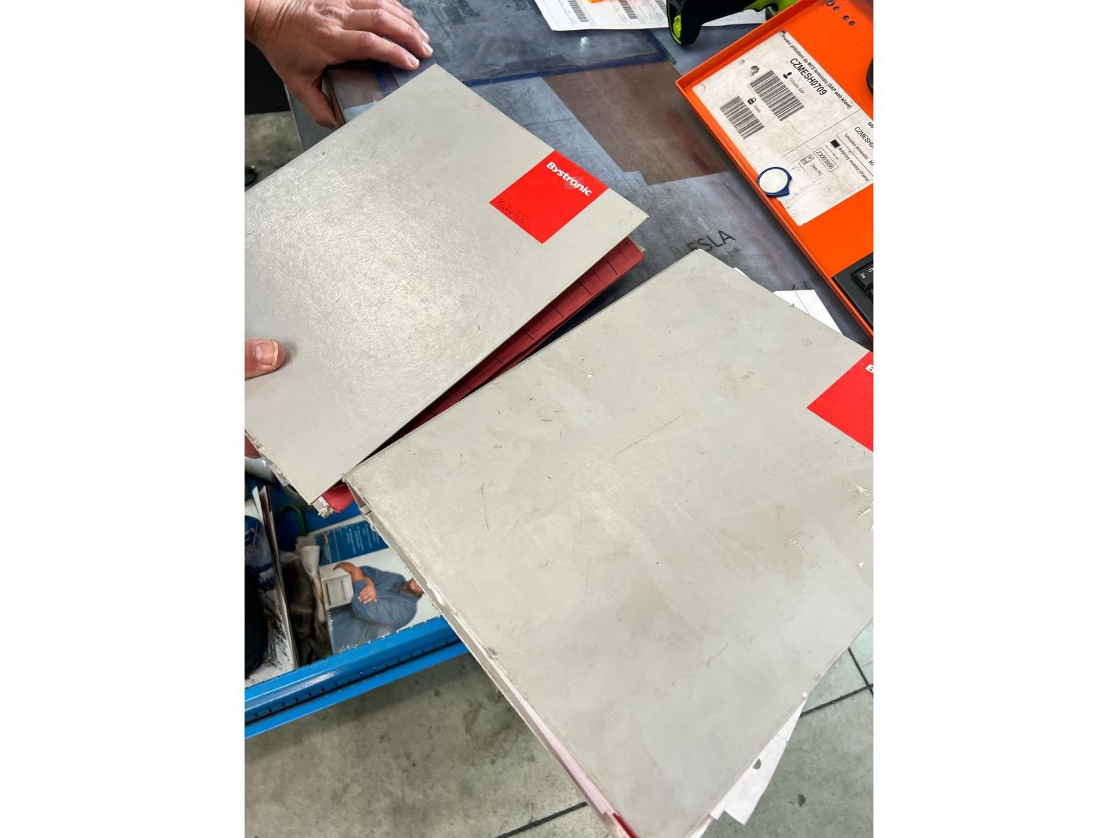 PRESSA PIEGATRICE 620×400 TON BYSTRONIC 8/10 ASSI